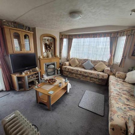 S313 3 Bed Caravan Golden Palm Чапъл Сейнт Лионардс Екстериор снимка