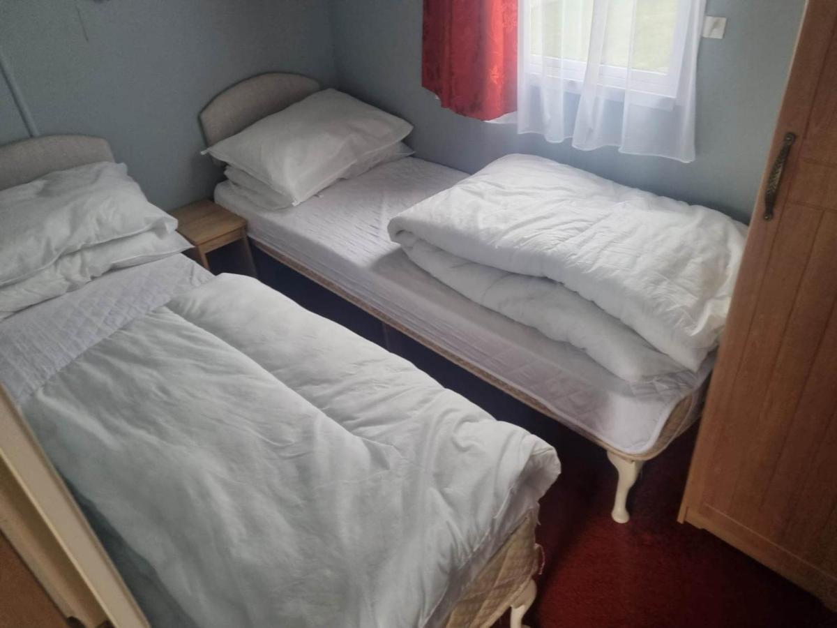 S313 3 Bed Caravan Golden Palm Чапъл Сейнт Лионардс Екстериор снимка