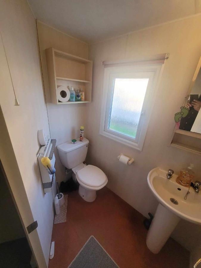 S313 3 Bed Caravan Golden Palm Чапъл Сейнт Лионардс Екстериор снимка