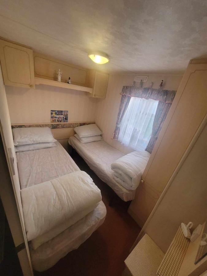 S313 3 Bed Caravan Golden Palm Чапъл Сейнт Лионардс Екстериор снимка